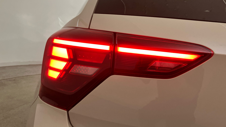 Volkswagen Polo 1.0 TSI R-Line 5dr Petrol Hatchback